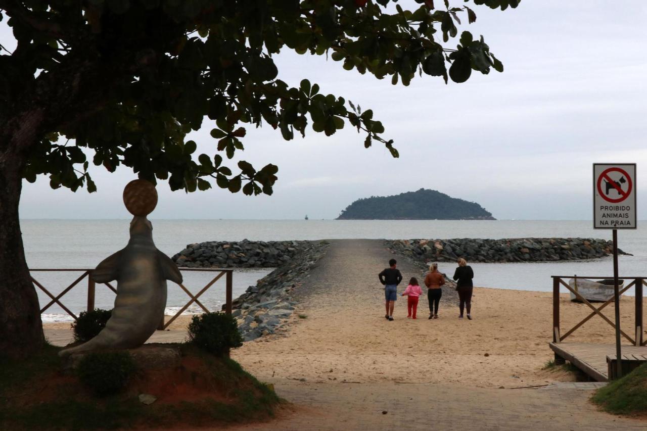 Curta Praia Do Quilombo - Lunata 佩尼亚 外观 照片