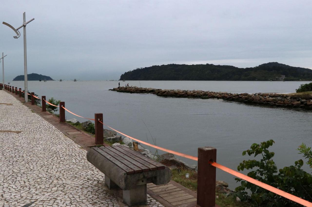 Curta Praia Do Quilombo - Lunata 佩尼亚 外观 照片