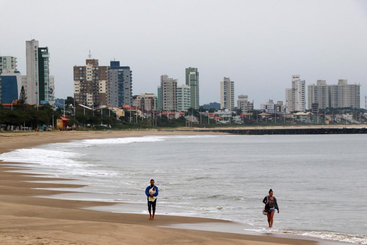 Curta Praia Do Quilombo - Lunata 佩尼亚 外观 照片